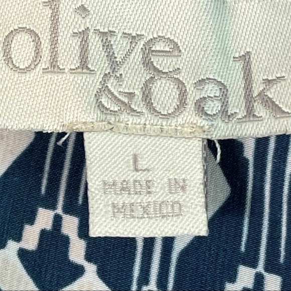 Olive & Oak size large navy & cream top Aztec design scoop neck back zipper EUC - Picture 14 of 14